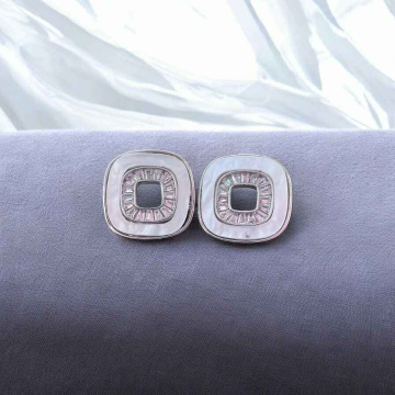 ΓΥΝΑΙΚΕΙΑ ΑΤΣΑΛΙΝΑ ΣΚΟΥΛΑΡΙΚΙΑ (QB01012)