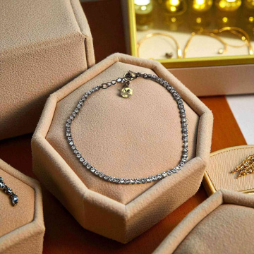 ΓΥΝΑΙΚΕΙΟ ΑΤΣΑΛΙΝΟ ΒΡΑΧΙΟΛΙ (QB02064)