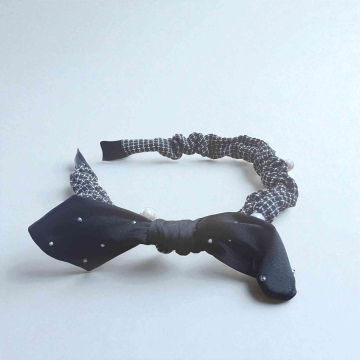 ΓΥΝΑΙΚΕΙΕΣ ΣΤΕΚΕΣ ΜΑΛΛΙΩΝ (QB71005)