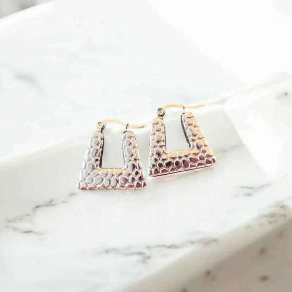 Σκουλαρίκια ατσάλινα