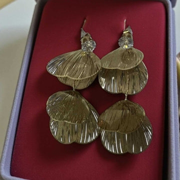 ΓΥΝΑΙΚΕΙΑ ΑΤΣΑΛΙΝΑ ΣΚΟΥΛΑΡΙΚΙΑ (QB01049)