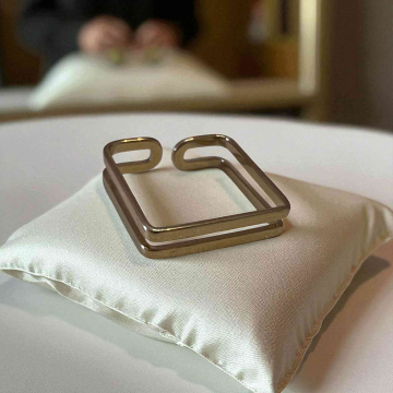 ΓΥΝΑΙΚΕΙΟ ΑΤΣΑΛΙΝΟ ΔΑΧΤΥΛΙΔΙ (QB00019)